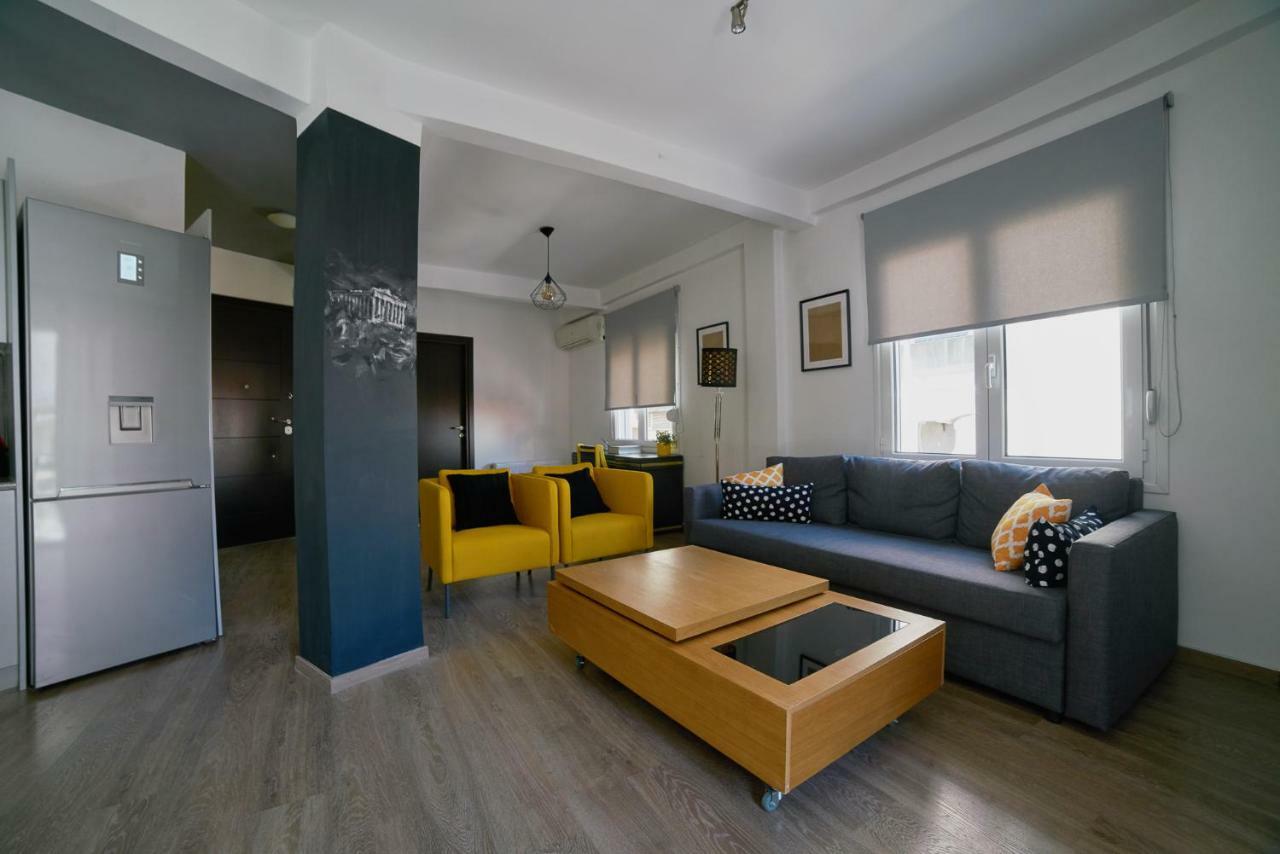 V&V Central & Elegant Apartment Athens Exterior photo